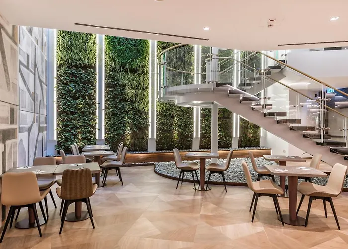 Hotel Firenze E Continentale 4*