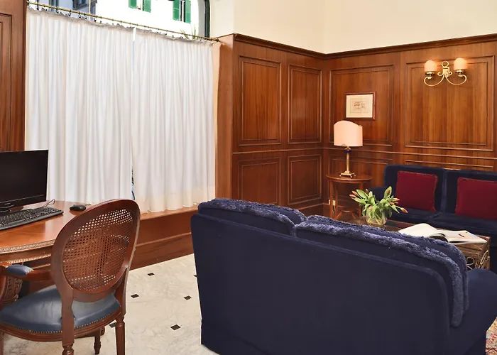 Hotel Firenze E Continentale 4*